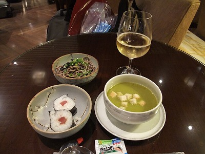 Airport lounge - Singapore airport<BR>Singapore airlines Silver Kris lounge (terminal 3)